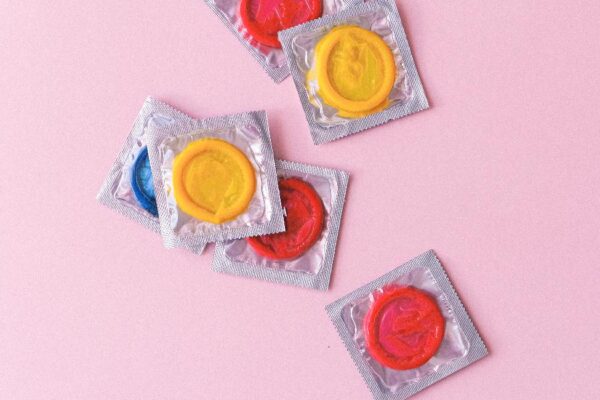 8 תנוחות סקס מדהימות שמעלות את החום 8 תנוחות סקס מדהימות שמעלות את החום